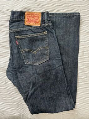 Levi's Men's Indigo Straight-Leg Jeans with Tan Leather Patch